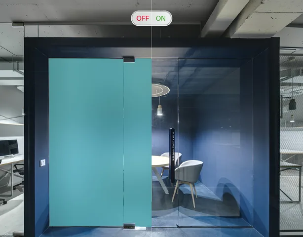 Film électrique à opacité contrôlée bleu
