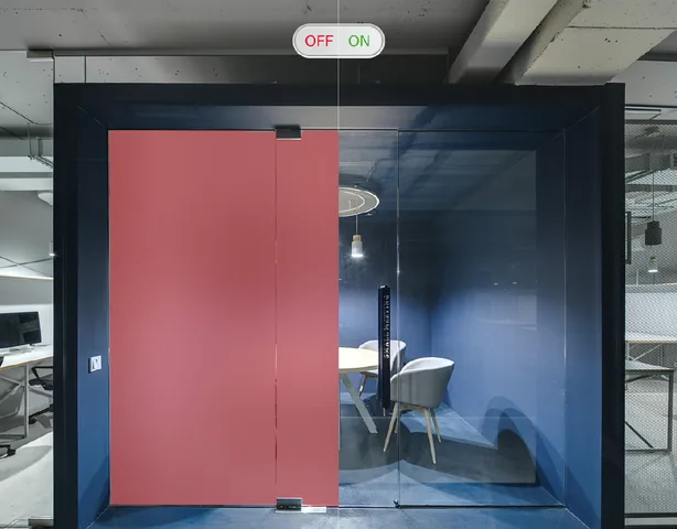 Film électrique à opacité contrôlée rouge