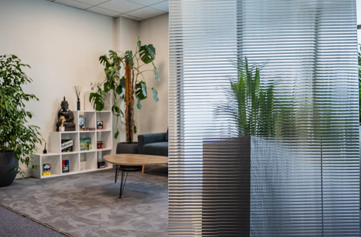 STR 06 Film rainuré